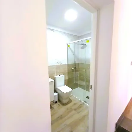Canada Villa *