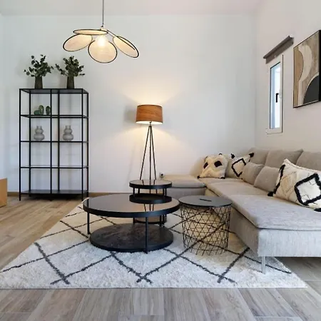 Canada Villa